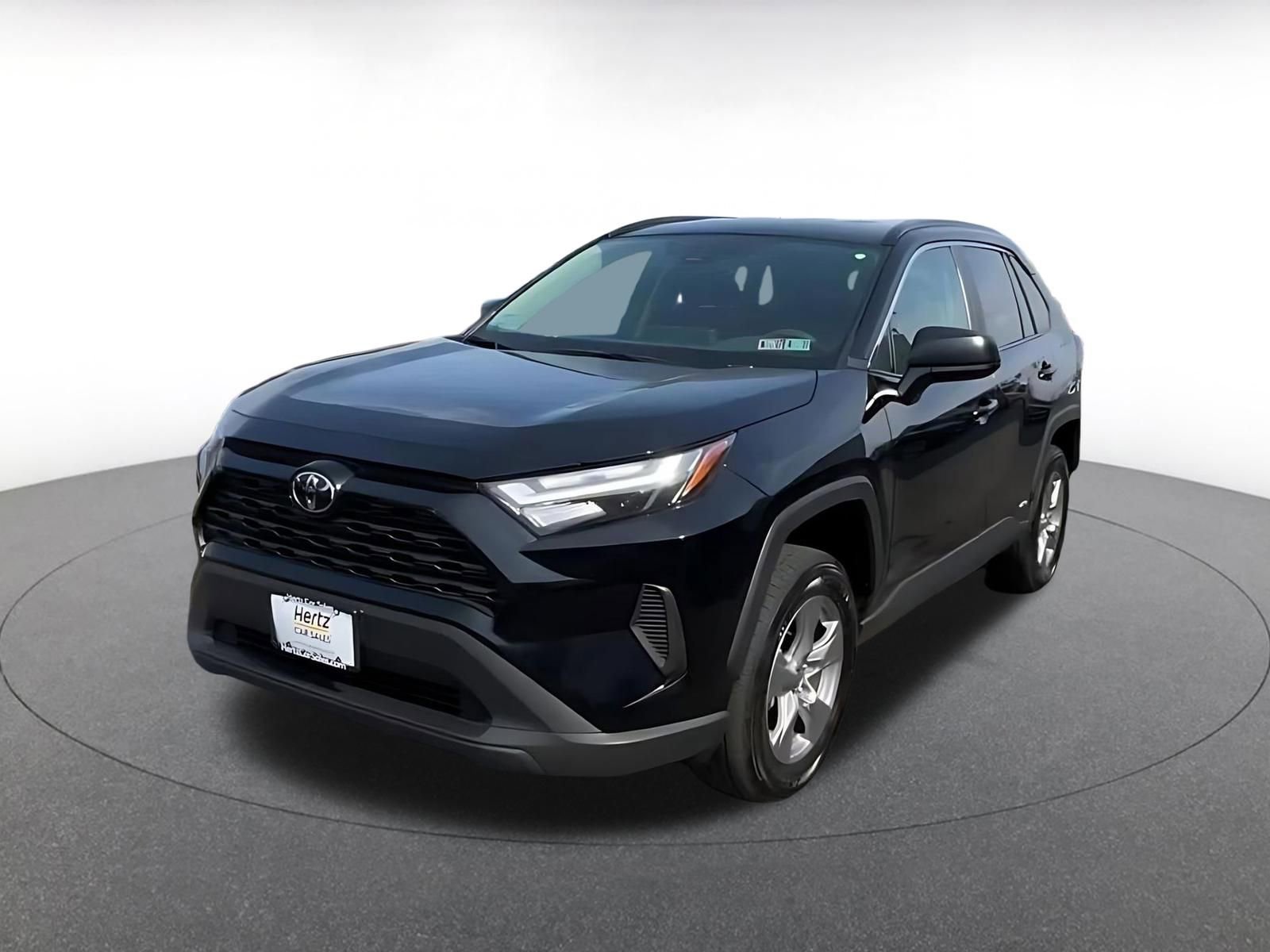Used 2025 Toyota RAV4 LE image 6