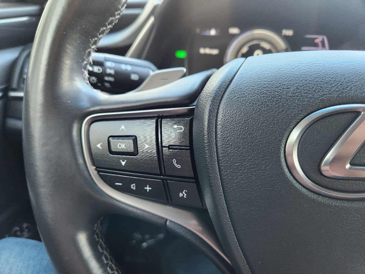 Used 2021 Lexus ES 300h w/ Accessory Package 2 FWD image 23