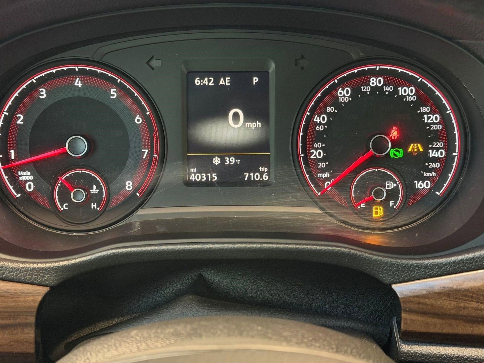 Used 2020 Volkswagen Passat 2.0T SEL image 19