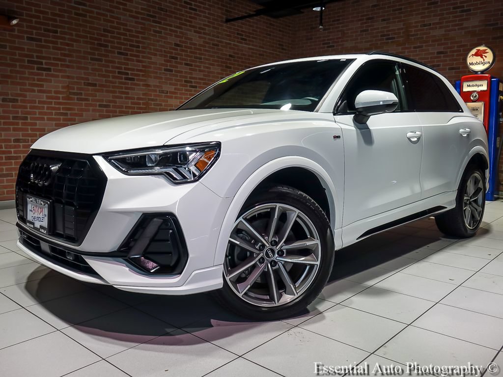 Used 2022 Audi Q3 2.0T Premium Plus AWD/4WD image 2