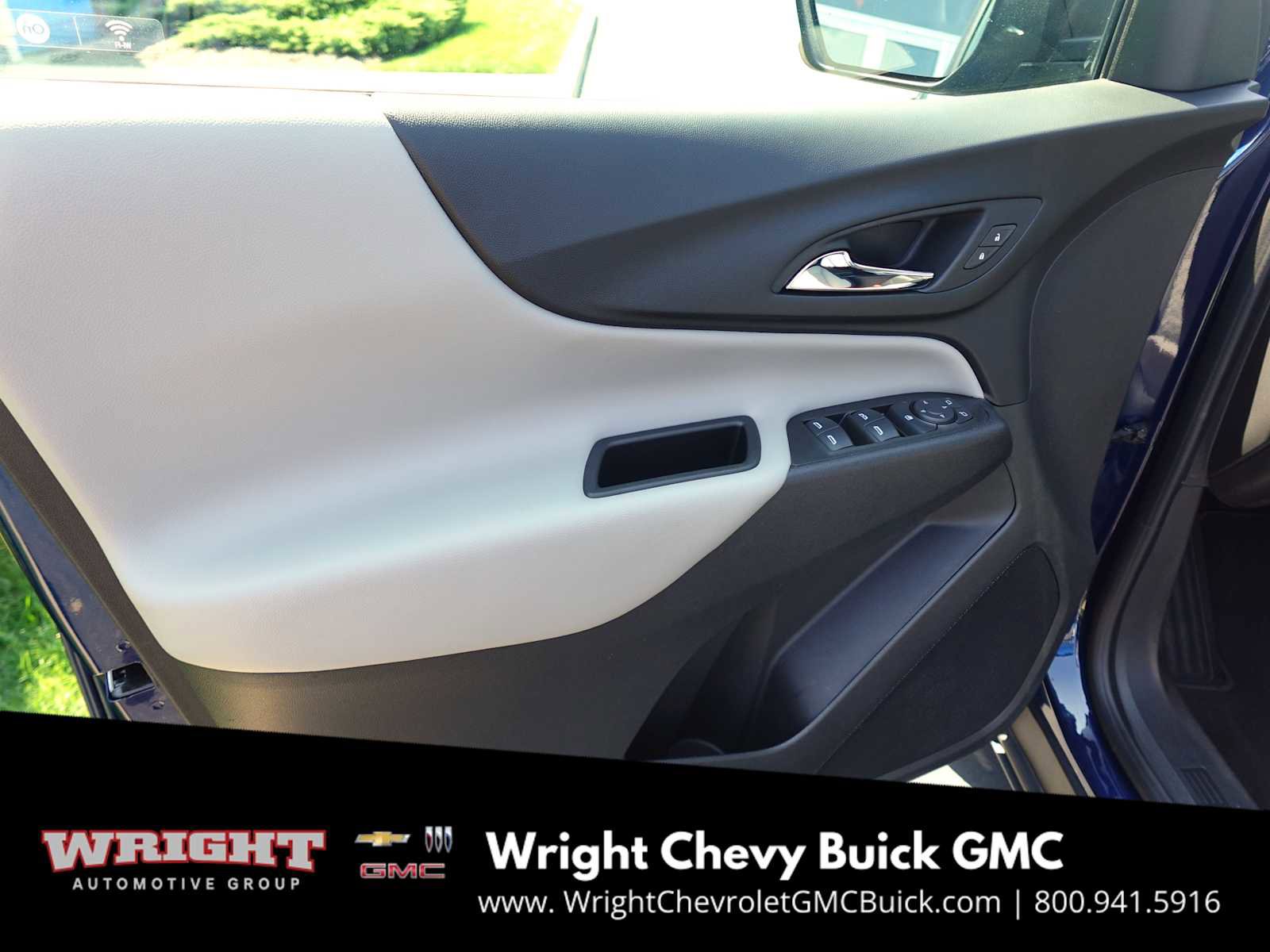 Used 2022 Chevrolet Equinox LS image 11