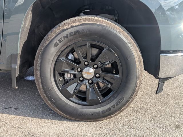 Used 2025 Chevrolet Silverado 1500 LT image 12