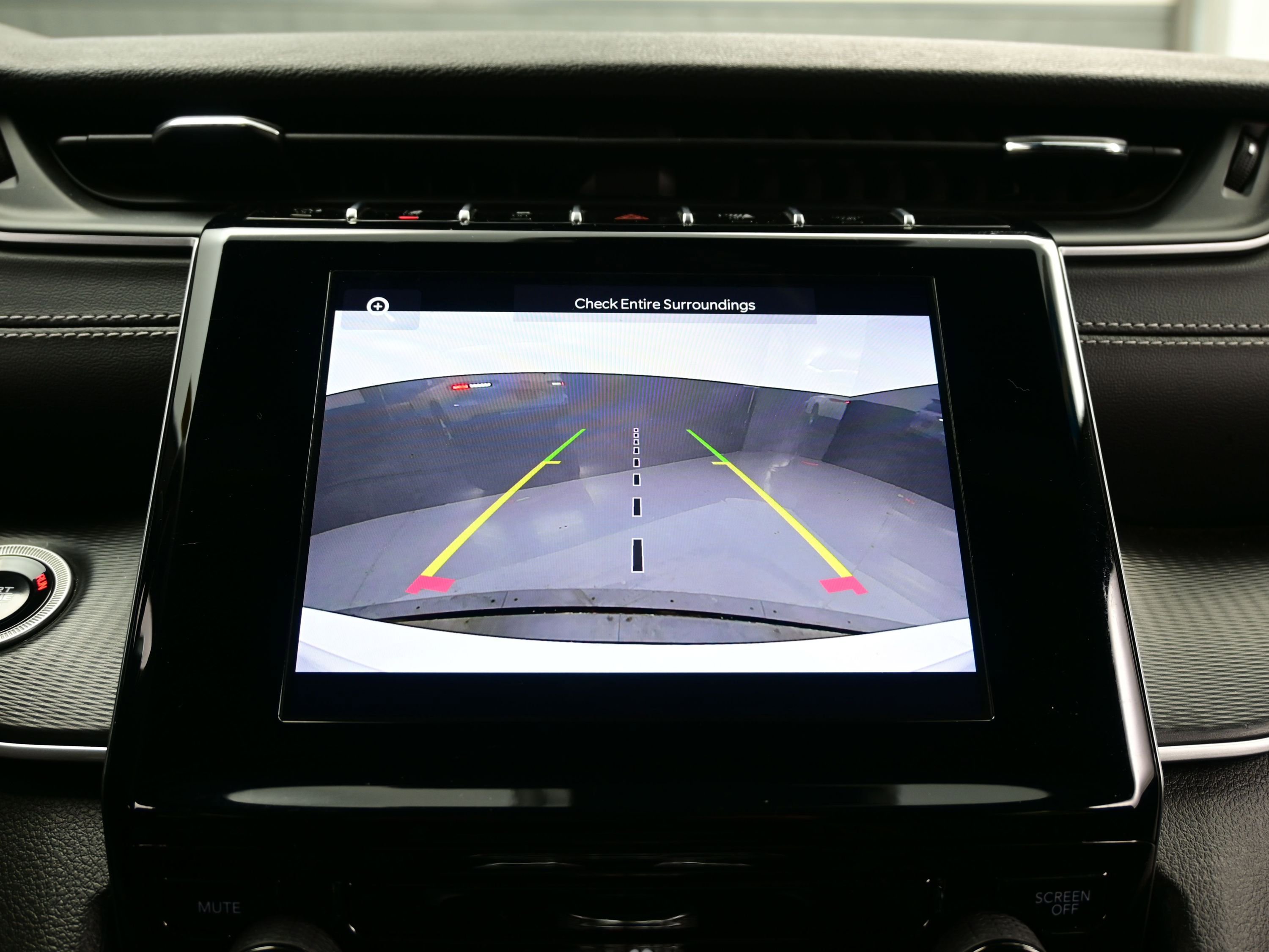 Used 2025 Jeep Grand Cherokee L Laredo w/ Trailer Tow Package image 20