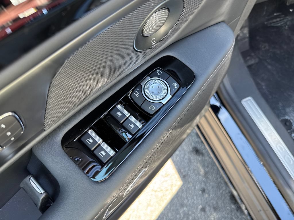 New 2026 Lincoln Nautilus Reserve AWD/4WD image 10