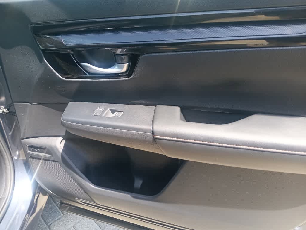 Used 2024 Honda CR-V Sport Touring image 28