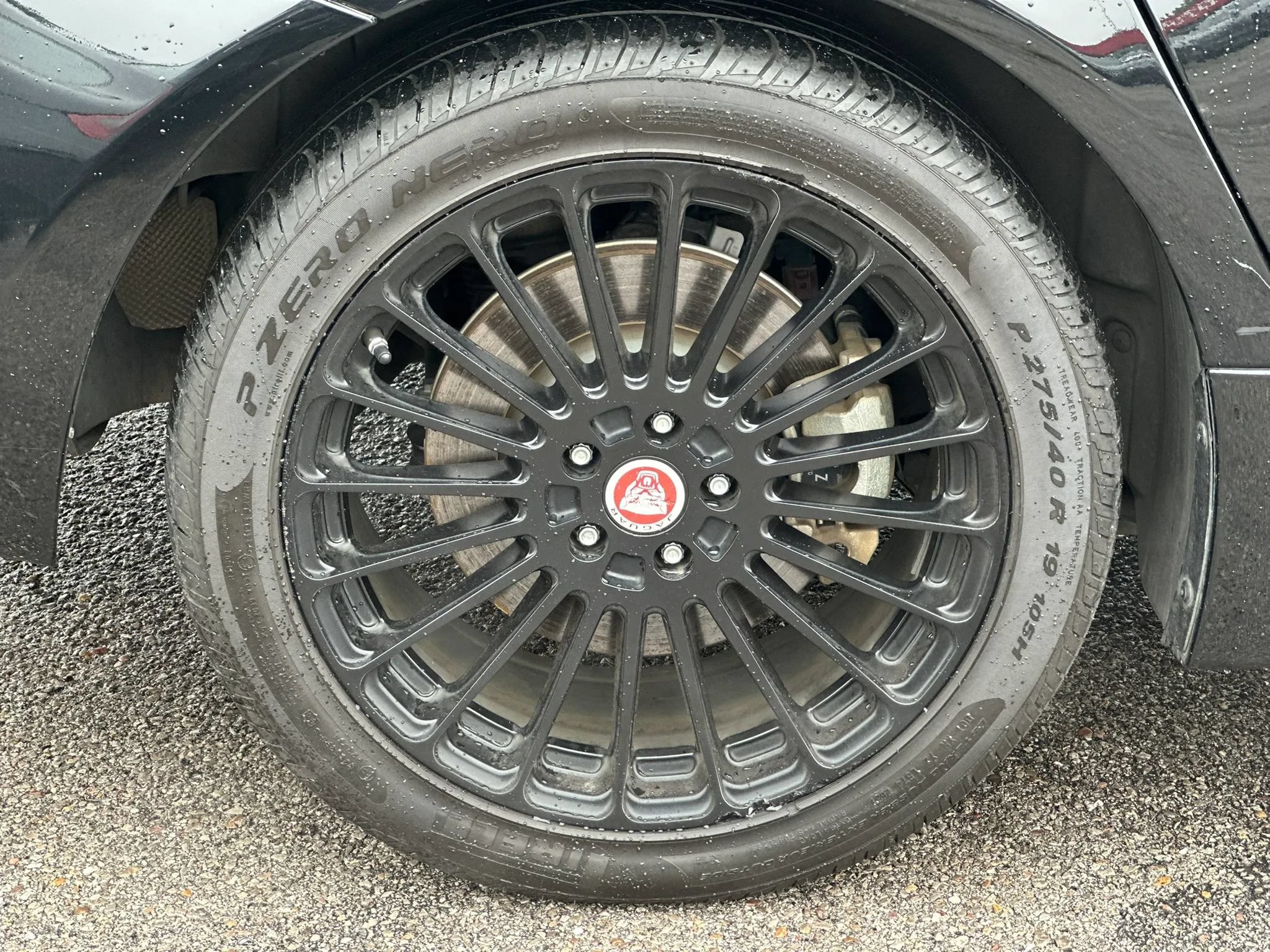 Used 2016 Jaguar XJ R-Sport RWD image 25