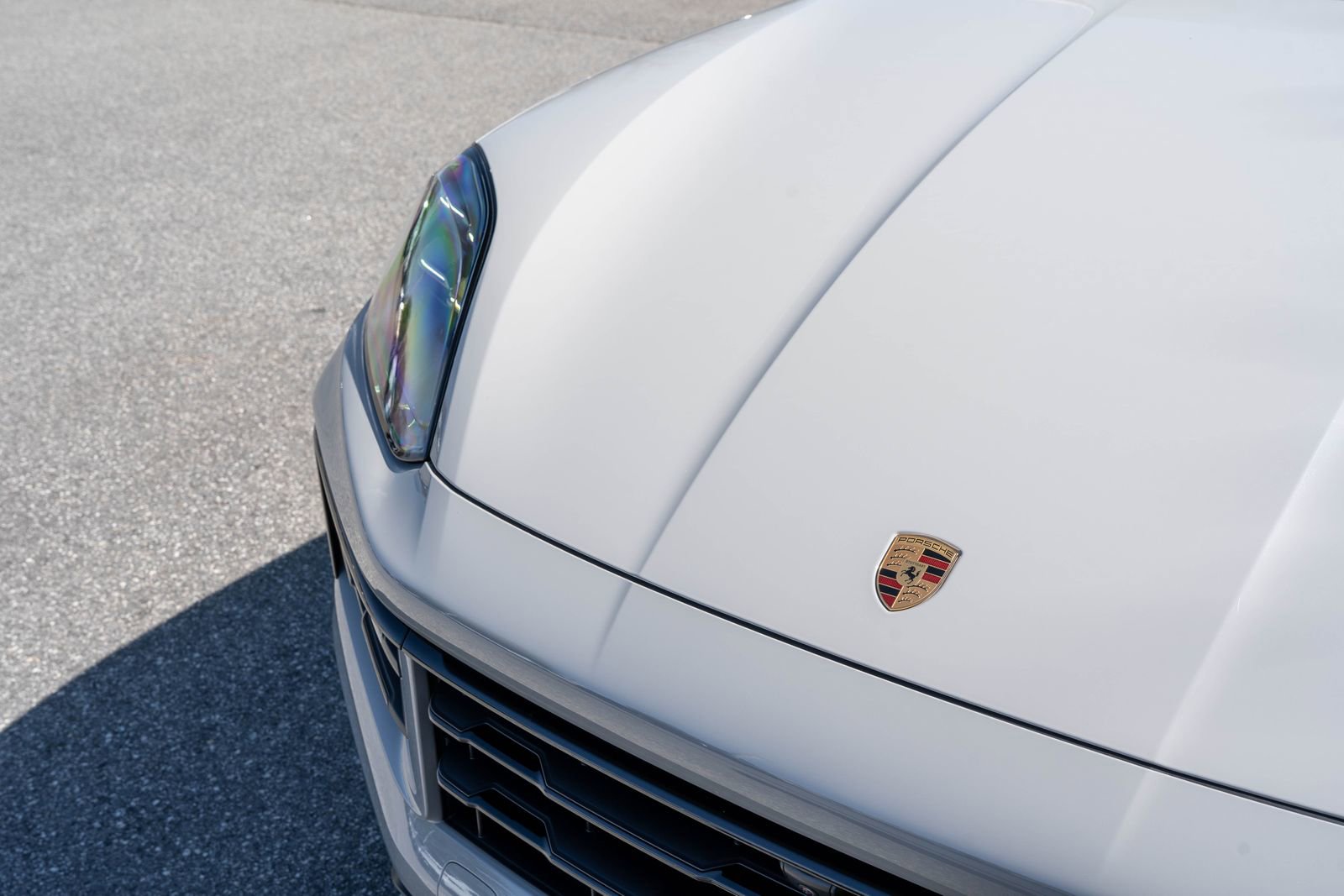 Certified 2025 Porsche Cayenne S w/ Premium Package Plus image 17