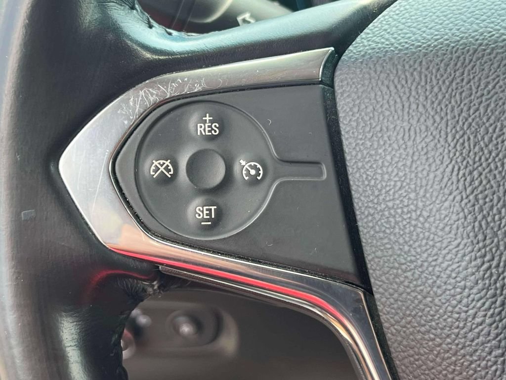 Used 2019 Chevrolet Traverse LT w/ LT Premium Package AWD/4WD image 24