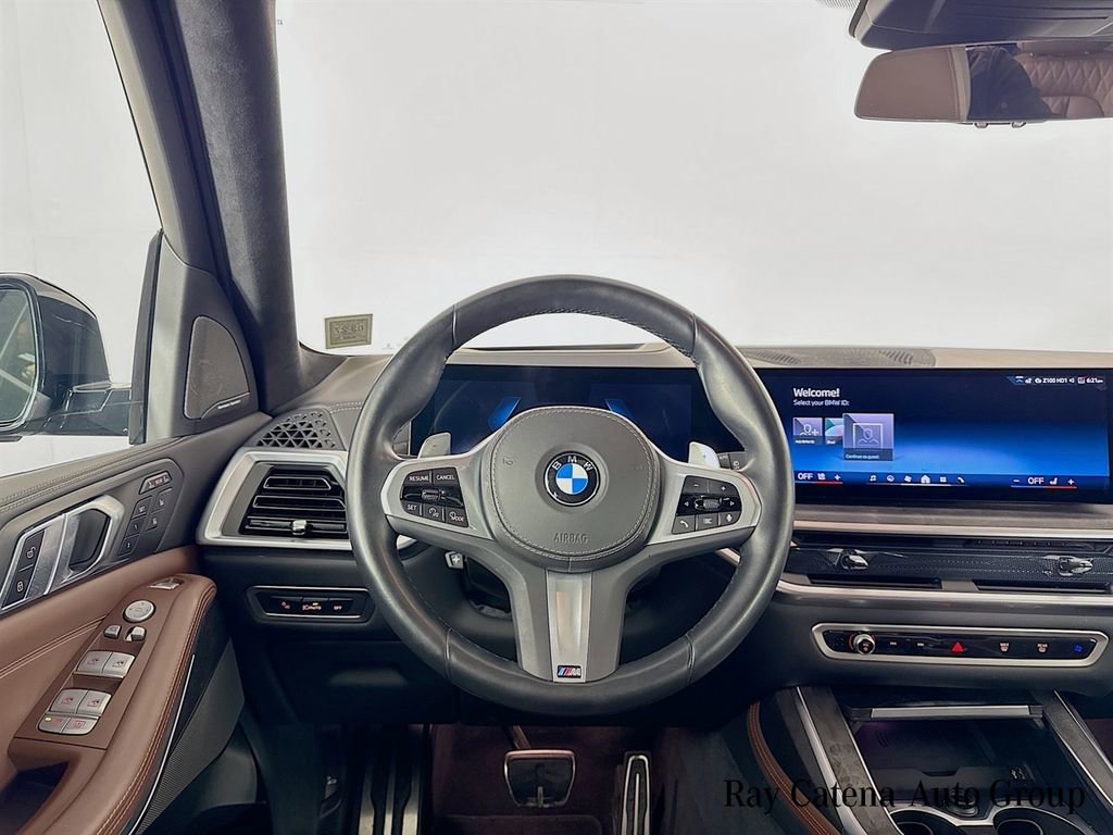 Certified 2024 BMW X7 xDrive40i w/ Executive Package image 24
