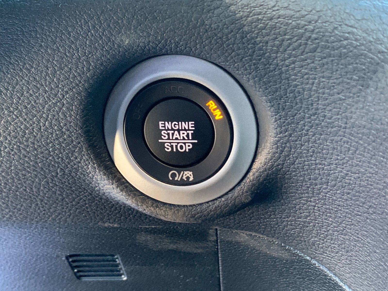 New 2026 Chrysler Pacifica Pinnacle image 29