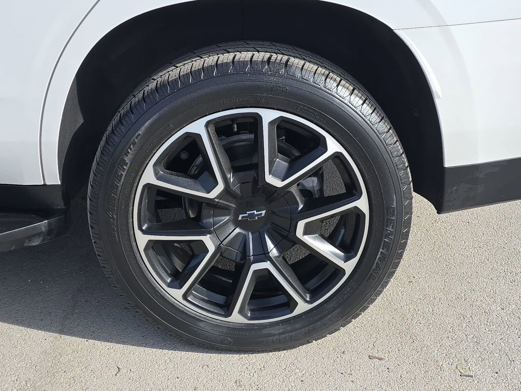 Used 2023 Chevrolet Tahoe RST image 33