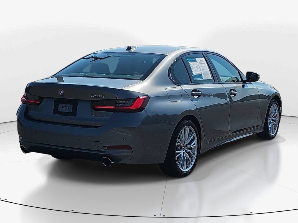 Used 2023 BMW 330i Sedan w/ Driving Assistance Package RWD image 6
