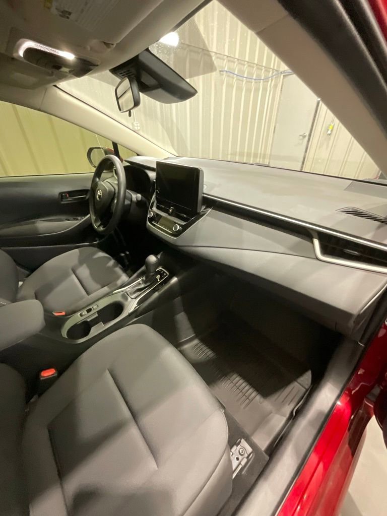 Used 2026 Toyota Corolla LE w/ LE Premium Package image 14