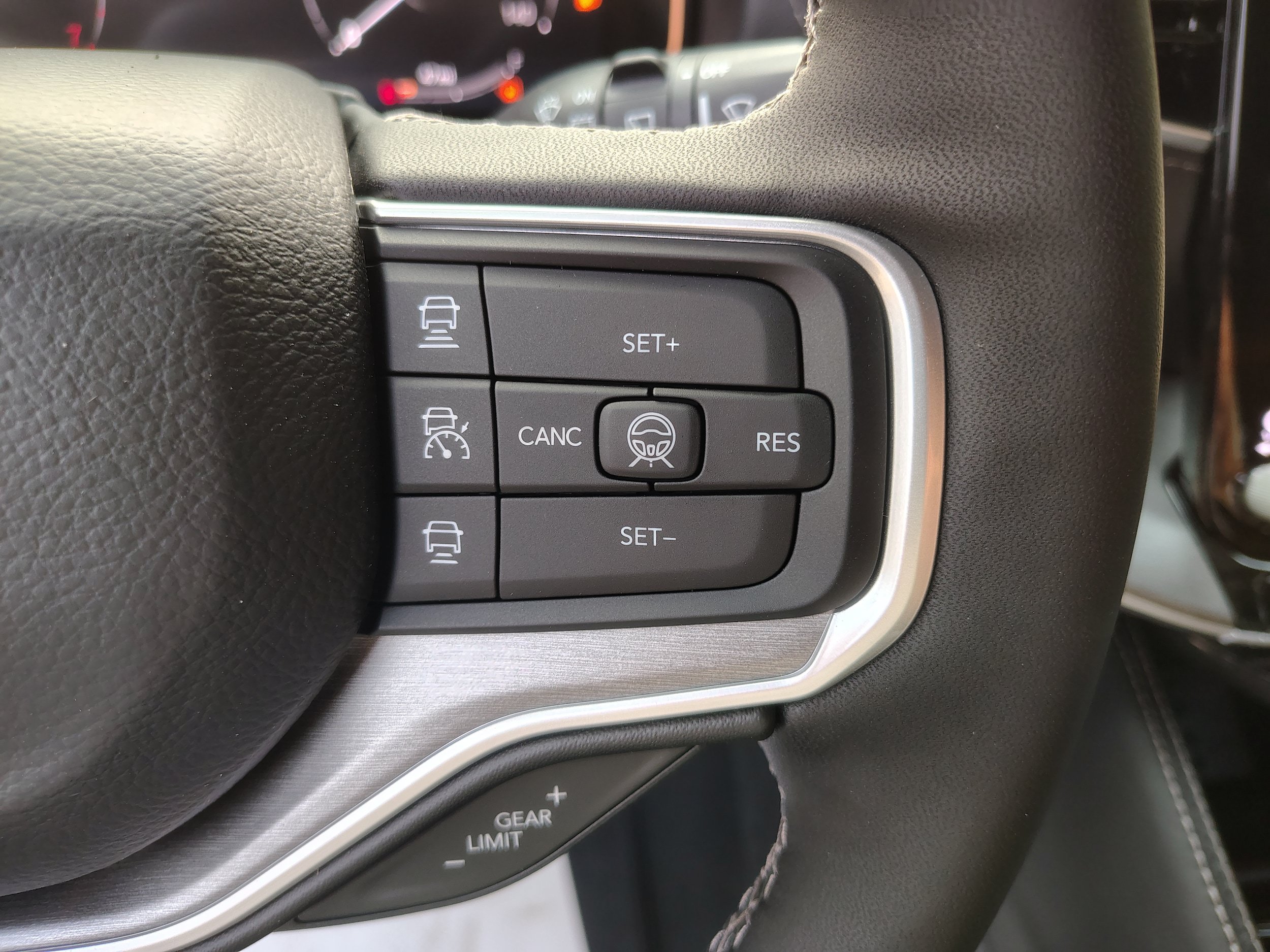 New 2026 Jeep Grand Wagoneer Limited AWD/4WD image 42