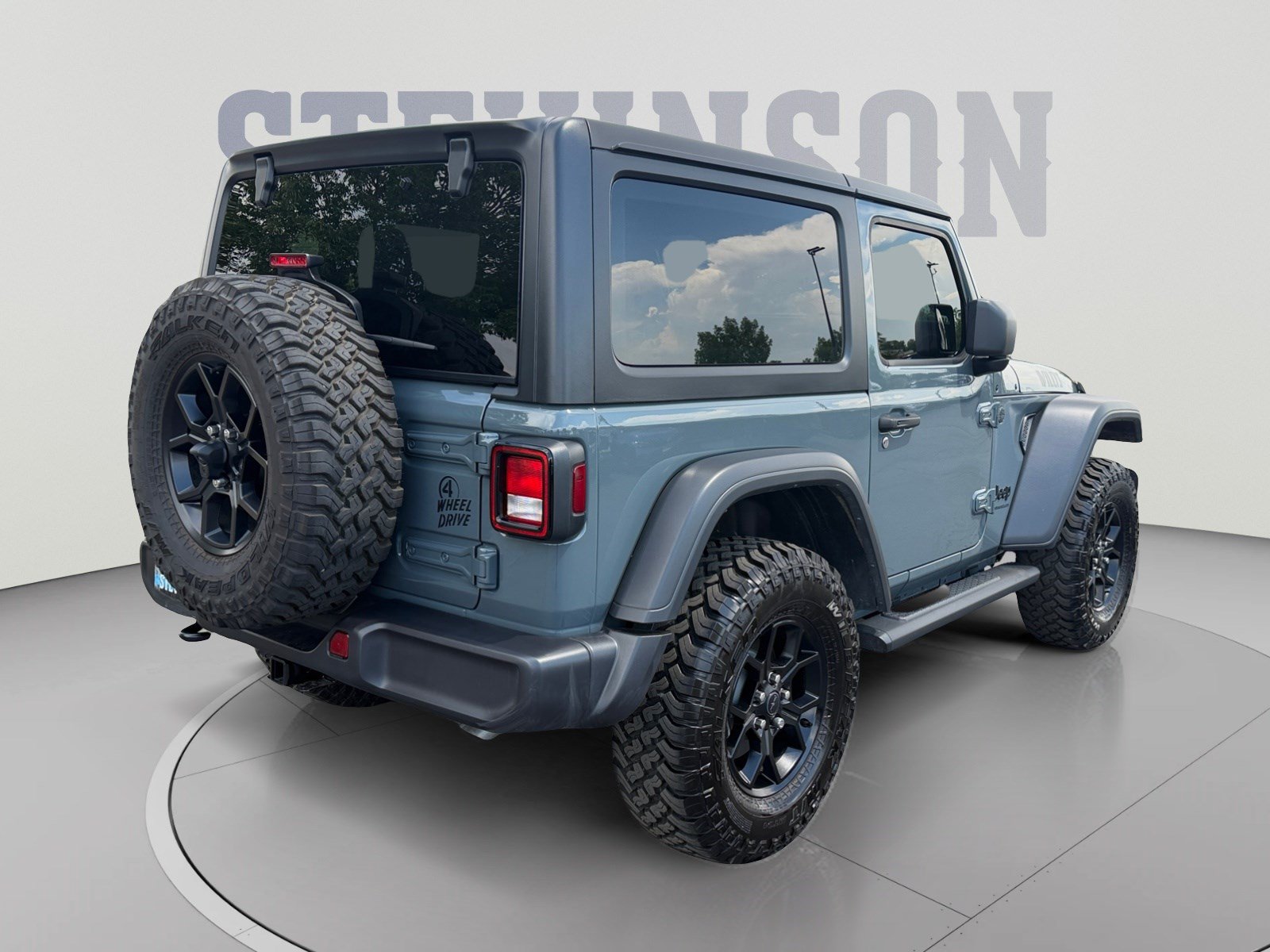 Used 2025 Jeep Wrangler Sport AWD/4WD image 5