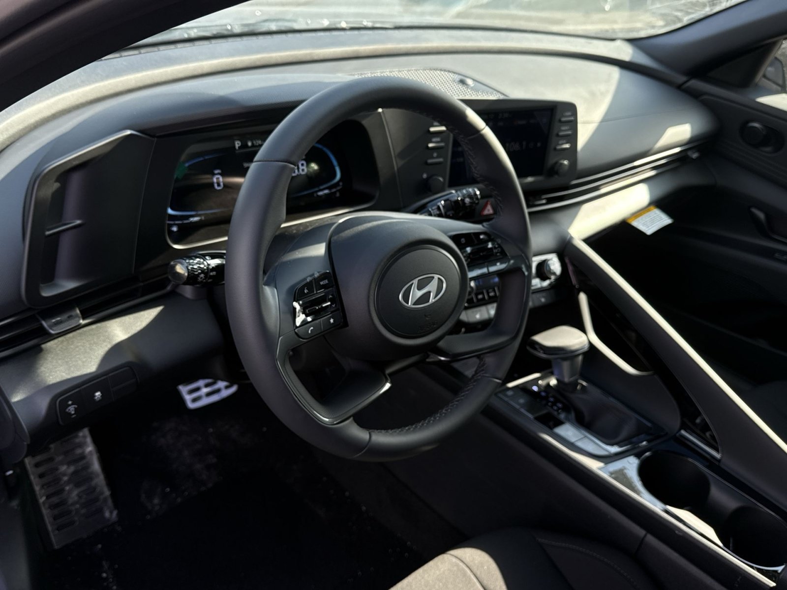 New 2026 Hyundai Elantra SEL Sport Premium FWD image 16