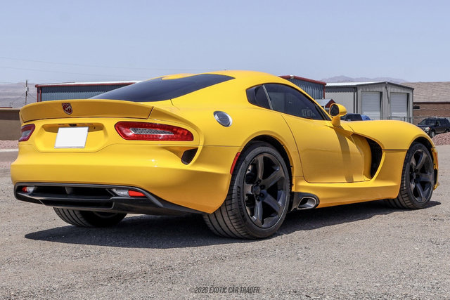Used 2014 SRT Viper SRT-10 w/ Grand Touring Package RWD image 8
