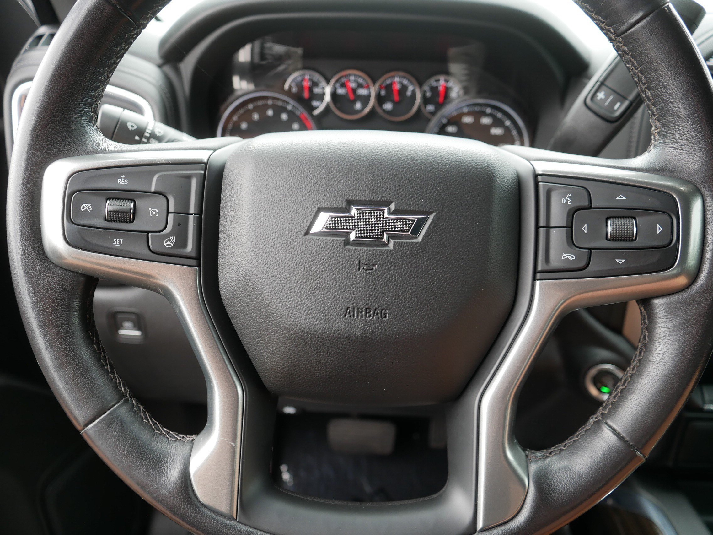 Certified 2022 Chevrolet Silverado 1500 LT Trail Boss w/ Safety Package AWD/4WD image 25