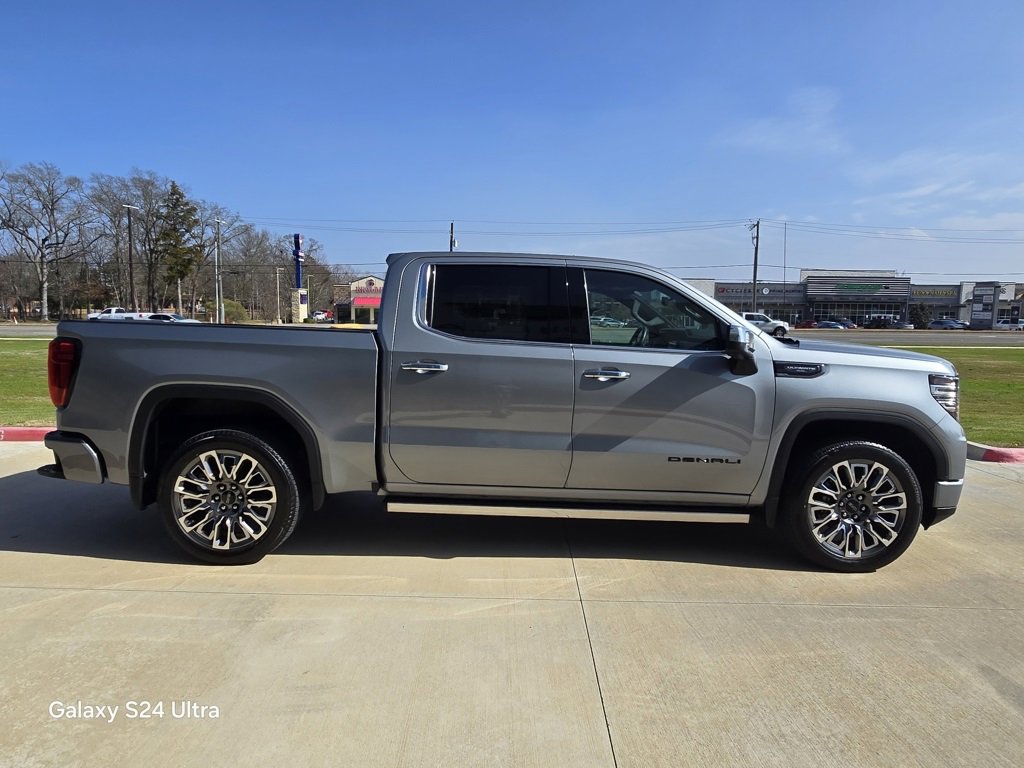 Used 2024 GMC Sierra 1500 Denali Ultimate image 5