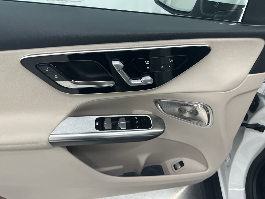 New 2026 Mercedes-Benz GLC 300 image 11