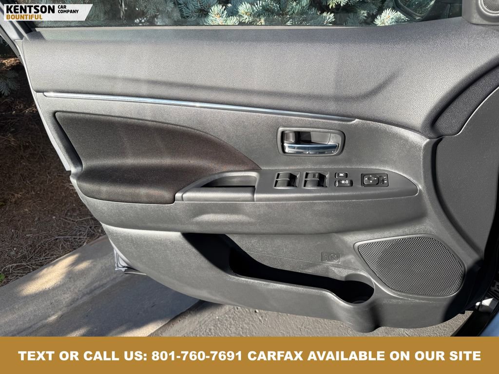 Used 2025 Mitsubishi Outlander Sport AWD image 18