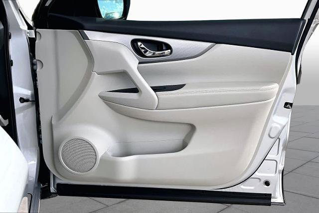 Certified 2020 Nissan Rogue Sport SL FWD image 22