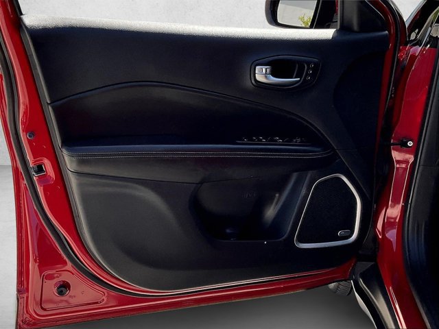 Used 2020 Jeep Compass High Altitude FWD image 18