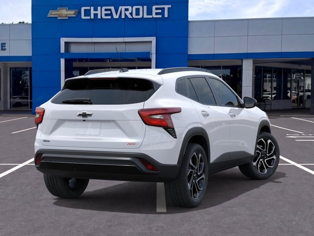 New 2026 Chevrolet Trax RS w/ Driver Confidence Package FWD image 4