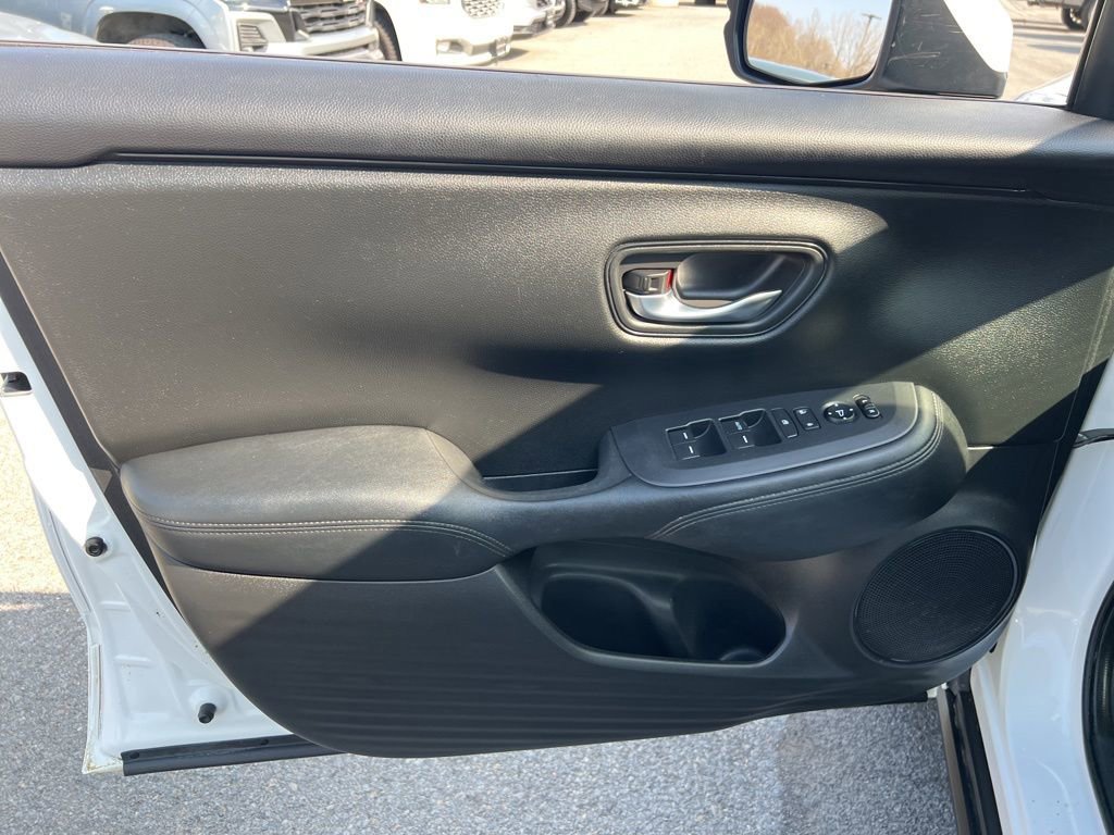 Used 2023 Honda HR-V LX image 20