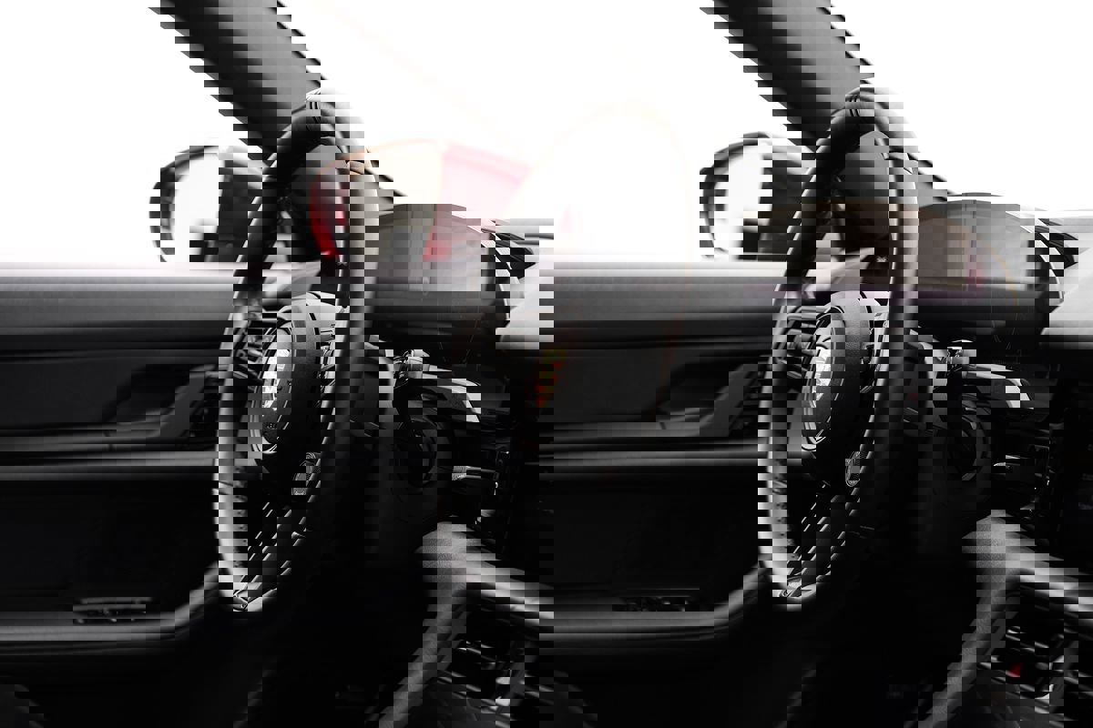 Used 2021 Porsche Taycan 4S w/ Premium Package image 12