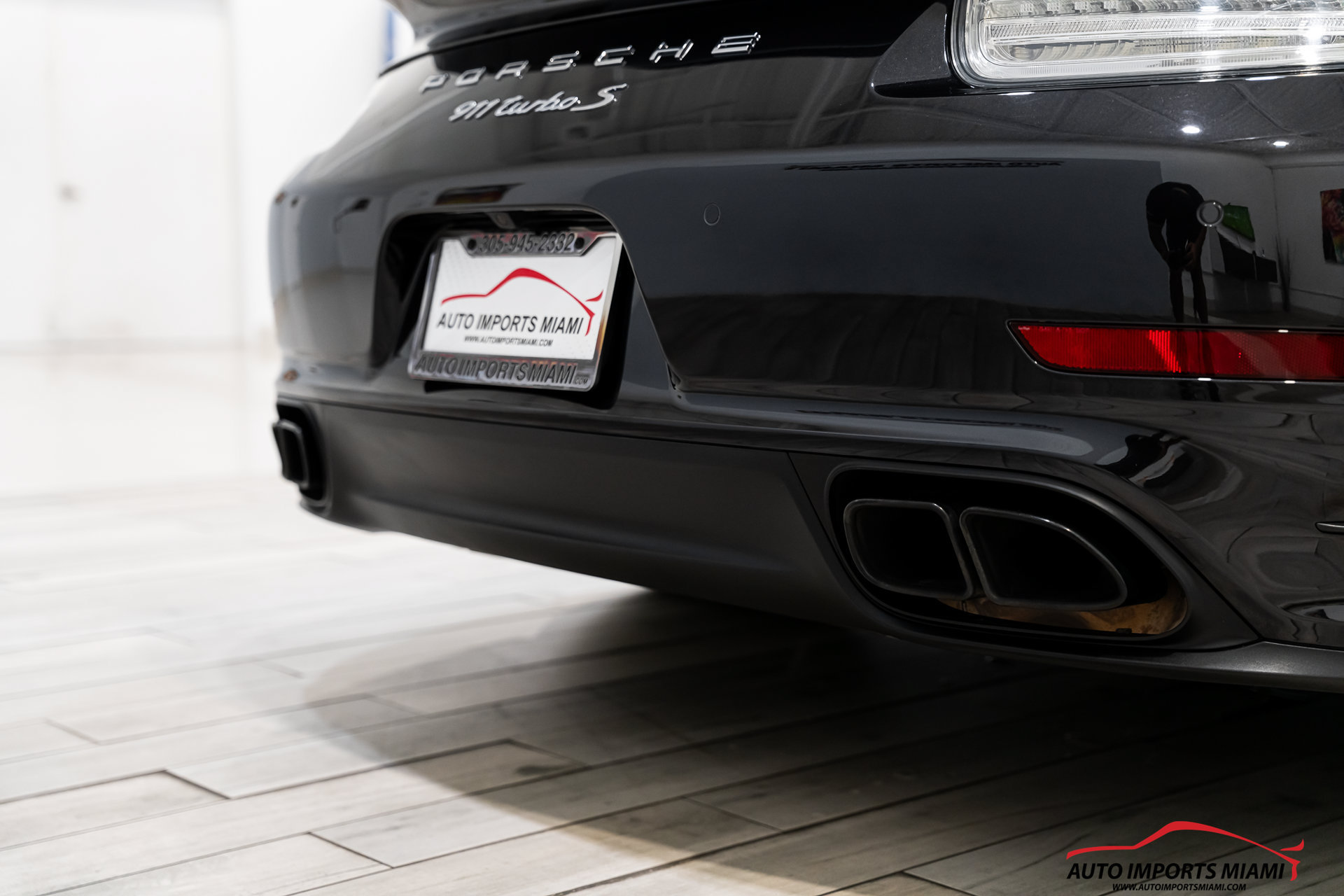 Used 2014 Porsche 911 Turbo S AWD/4WD image 20
