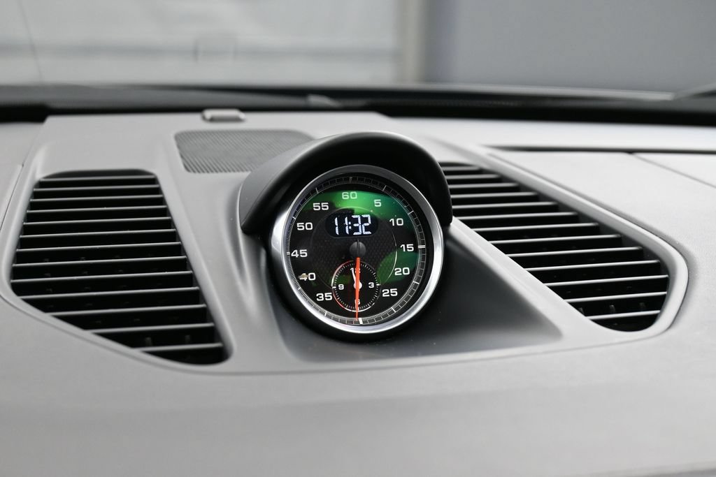 Certified 2016 Porsche 911 Turbo S AWD/4WD image 20