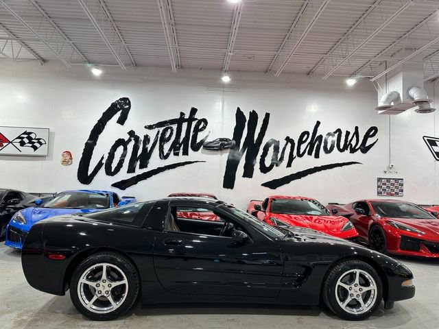 Used 2004 Chevrolet Corvette Coupe image 27