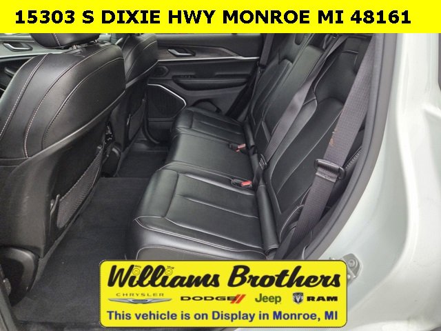 Used 2024 Jeep Grand Cherokee Limited 4xe image 17