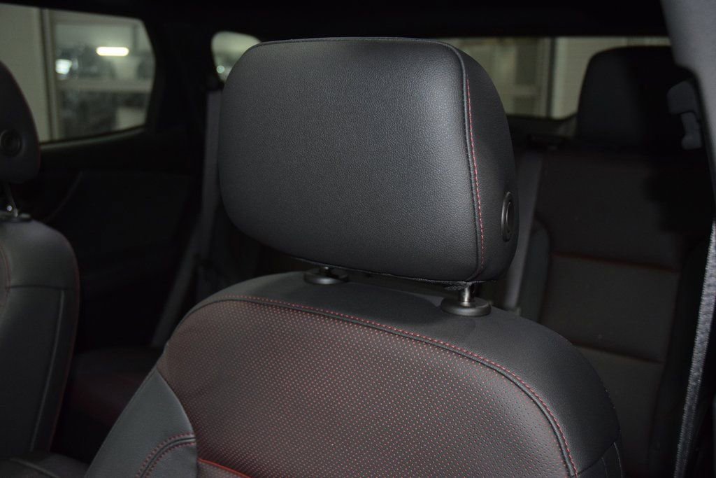 Used 2024 Chevrolet Blazer RS w/ Enhanced Convenience Package image 44