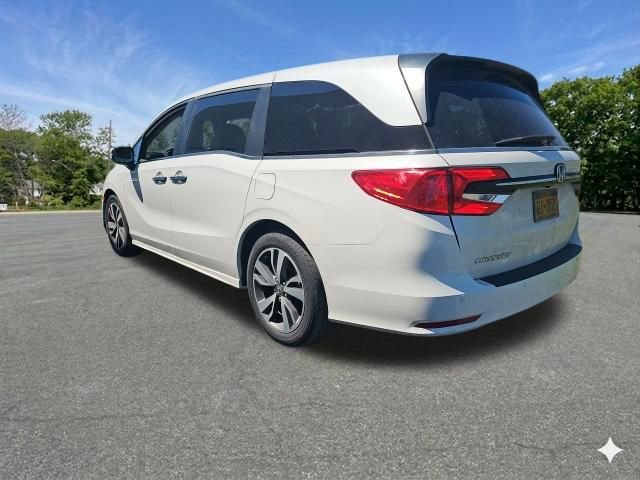 Used 2023 Honda Odyssey Touring image 5