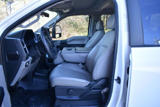 Used 2019 Ford F350 XL w/ Power Equipment Group image 18