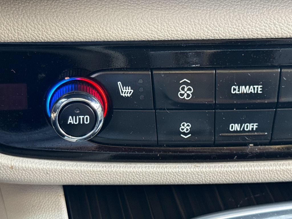 Used 2019 Buick Regal Essence w/ Driver Confidence Package I AWD/4WD image 35