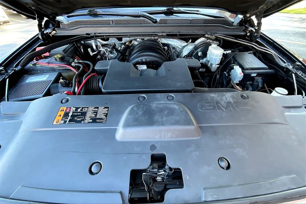 Used 2018 GMC Yukon XL SLT w/ Premium Edition image 13