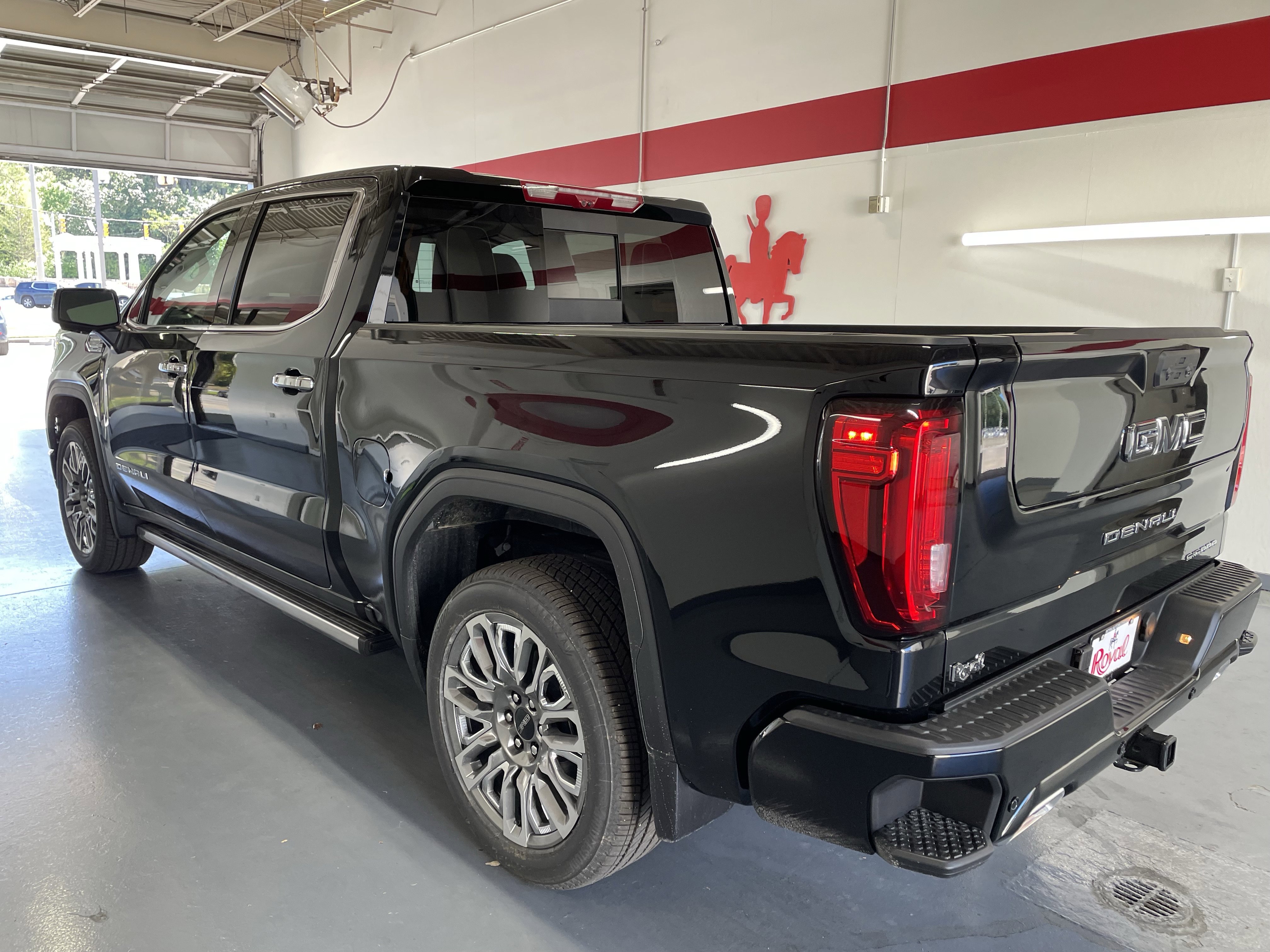 New 2026 GMC Sierra 1500 Denali Ultimate AWD/4WD image 6