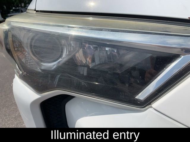 Used 2015 Toyota 4Runner SR5 image 13