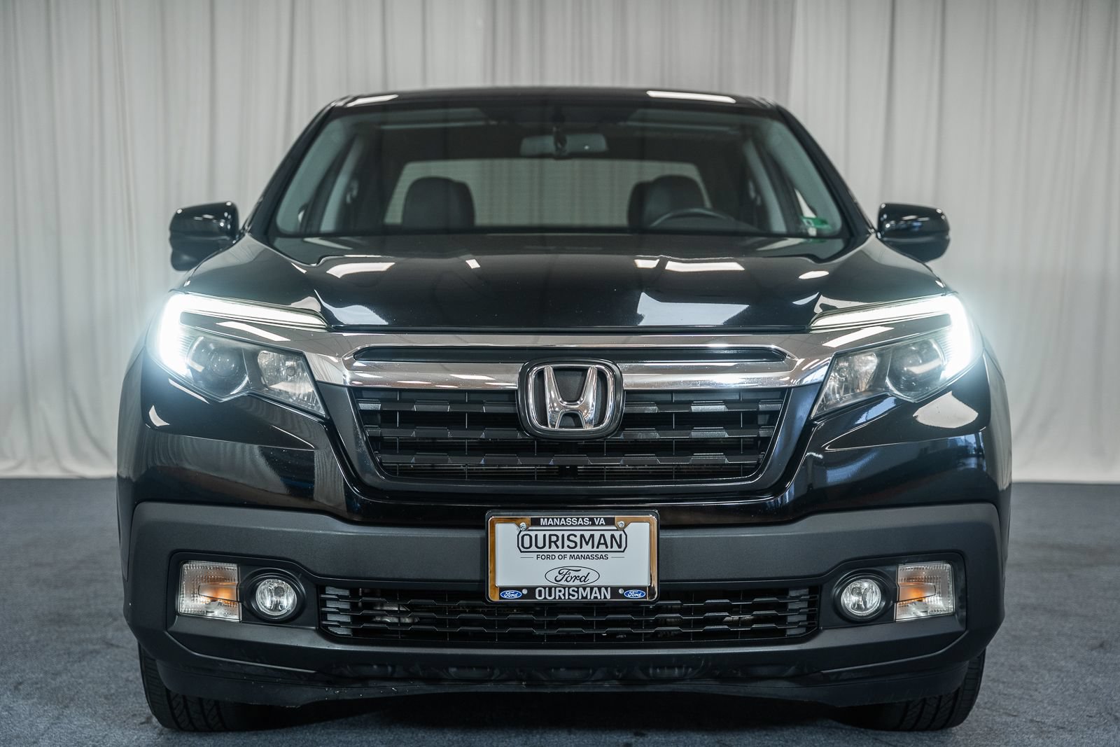 Used 2017 Honda Ridgeline RTL-T image 2