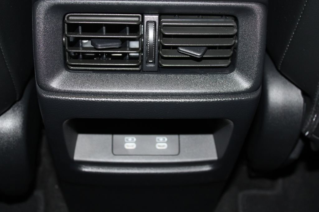 Used 2025 Honda CR-V Sport Touring image 18
