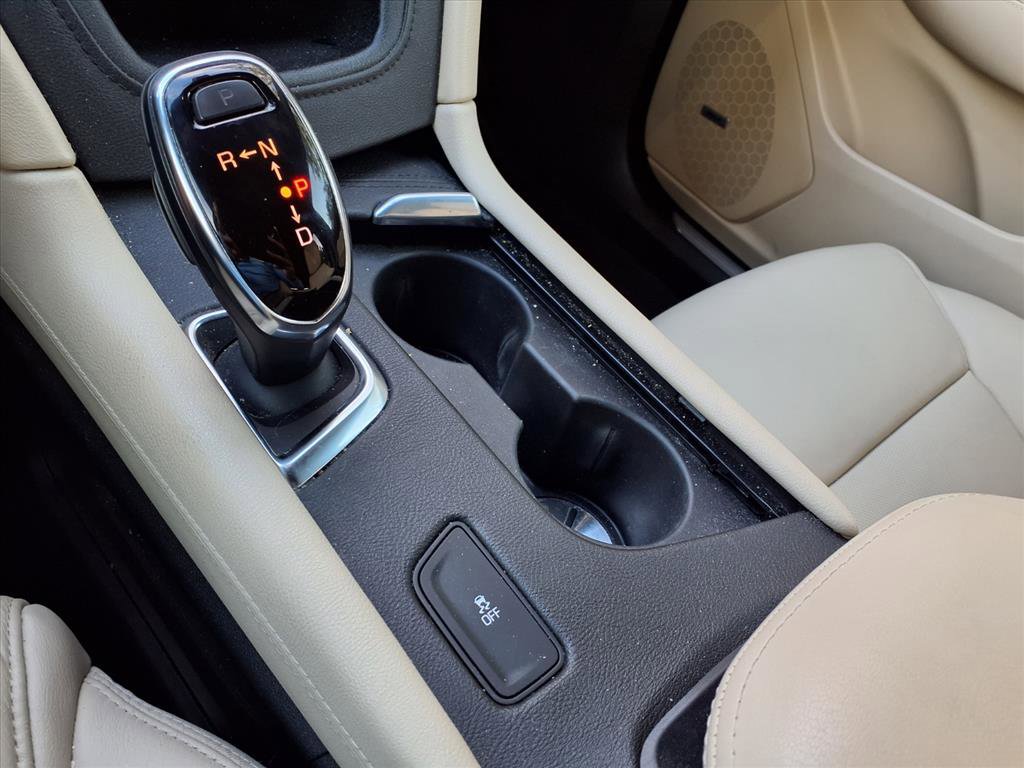 Used 2018 Cadillac XT5 Luxury image 14