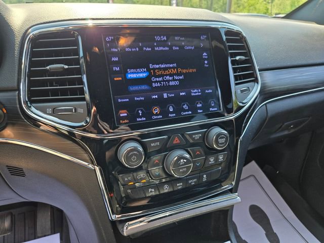 Used 2019 Jeep Grand Cherokee Limited w/ Luxury Group II AWD/4WD image 23