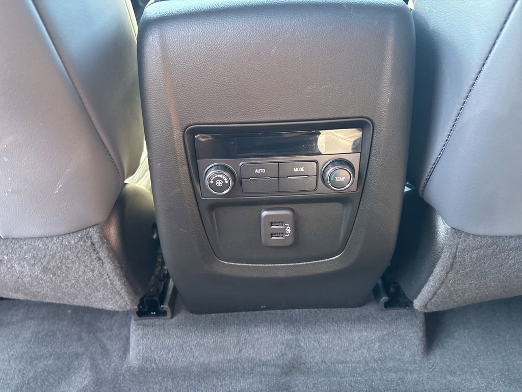Used 2023 Buick Enclave Essence w/ Experience Buick Package AWD/4WD image 29