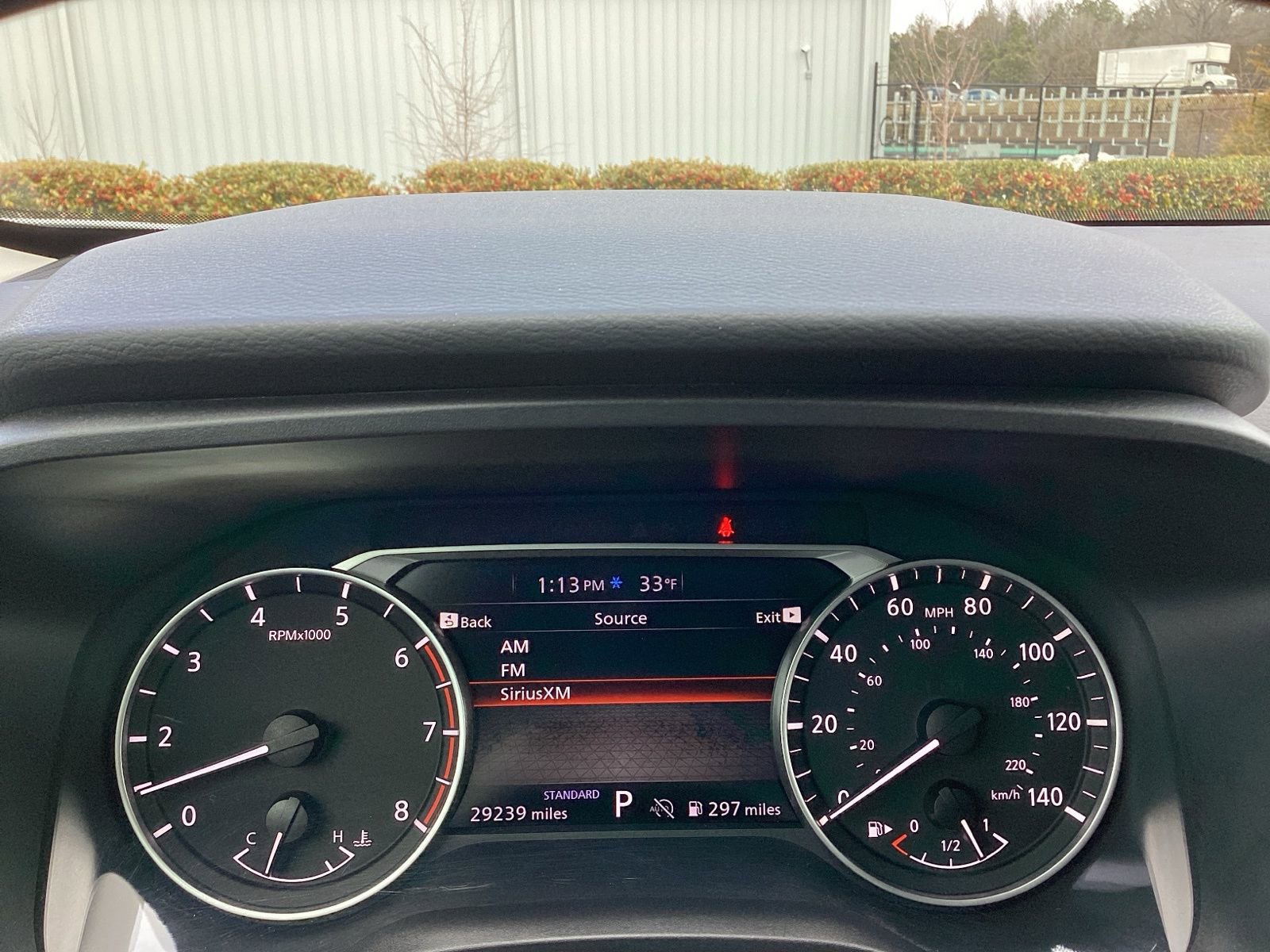 Used 2025 Nissan Rogue SV image 8