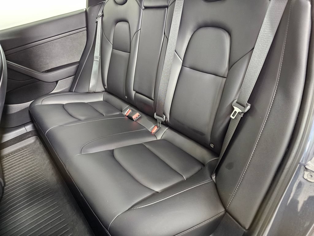 Used 2021 Tesla Model 3 Standard Range Plus RWD image 19