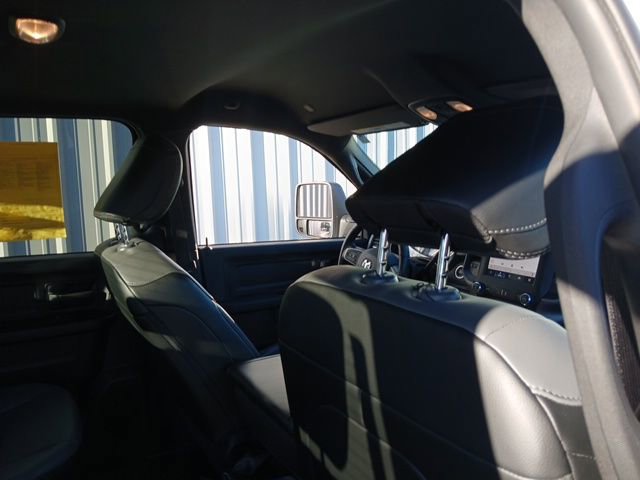 Used 2024 RAM 2500 Tradesman w/ Chrome Appearance Group AWD/4WD image 18