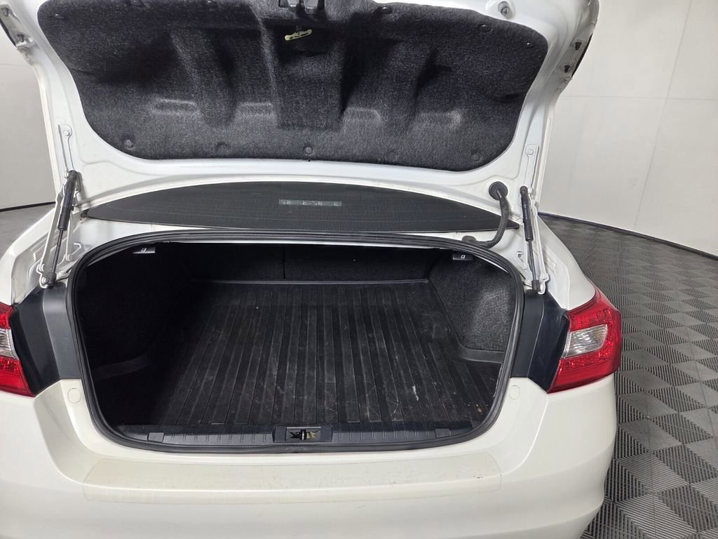 Used 2015 Subaru Legacy 2.5i Limited image 40